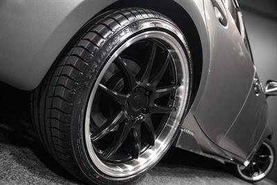 2014 Lexus IS 300h - Thumbnail