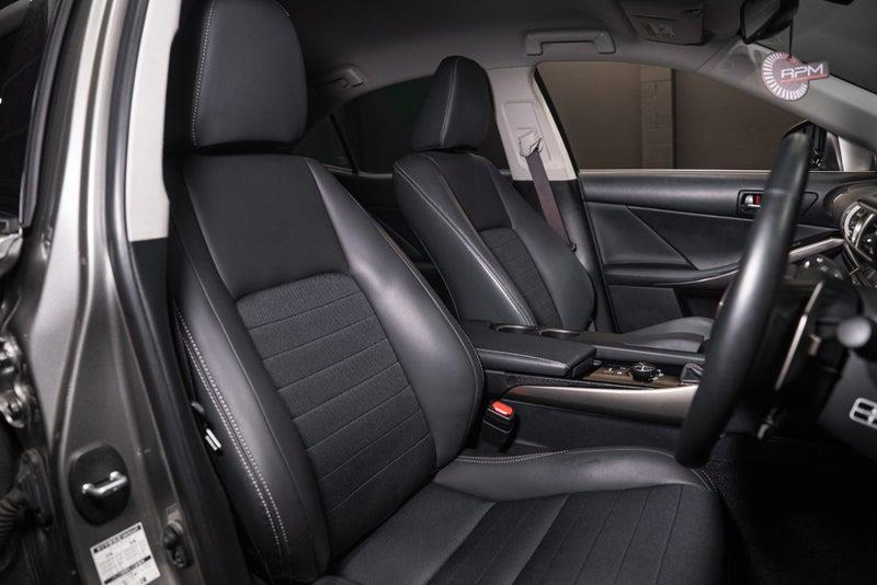 2014 Lexus IS 300h