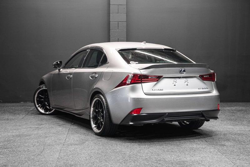 2014 Lexus IS 300h