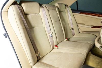 2005 Toyota Crown - Thumbnail