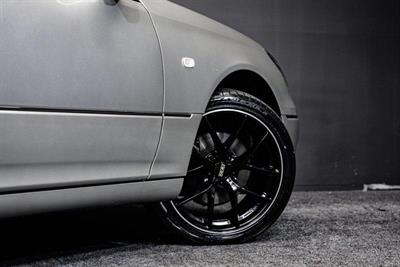 2000 Toyota Celsior - Thumbnail