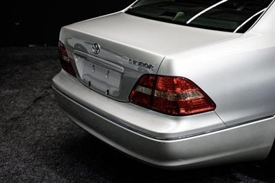 2000 Toyota Celsior - Thumbnail