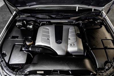 2000 Toyota Celsior - Thumbnail