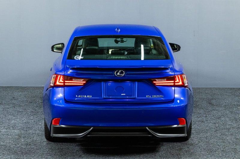 2014 Lexus IS 300h