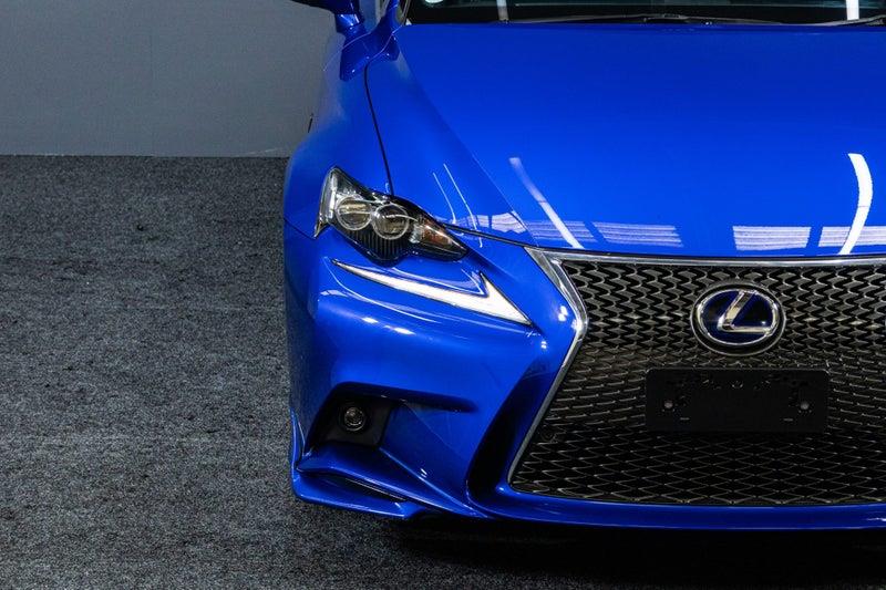2014 Lexus IS 300h
