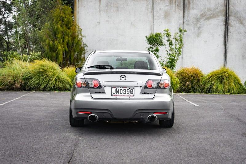 2005 Mazda Atenza