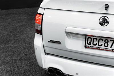 2017 Holden Commodore - Thumbnail