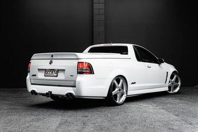2017 Holden Commodore - Thumbnail