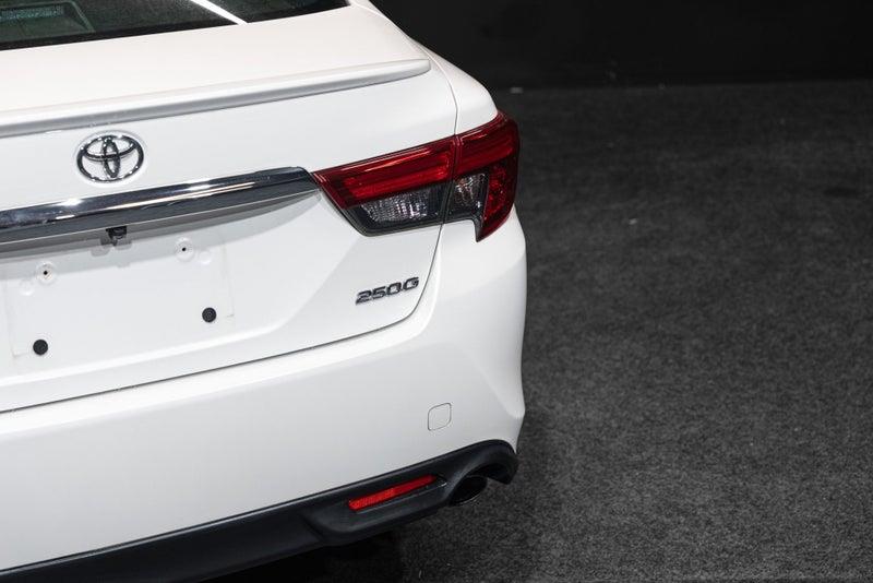 2013 Toyota MARK-X