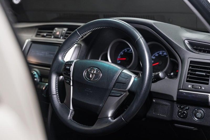 2013 Toyota MARK-X