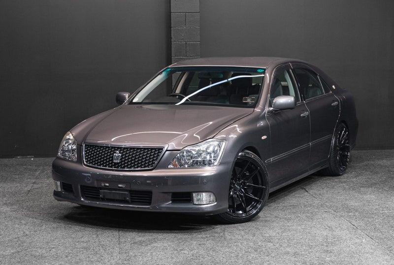 2005 Toyota Crown