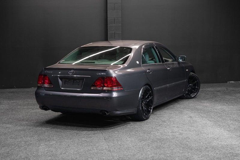 2005 Toyota Crown