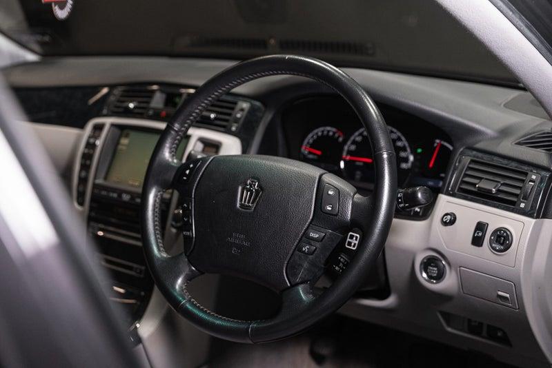 2005 Toyota Crown