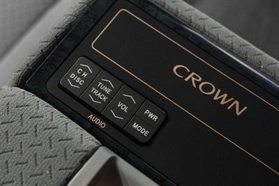 2005 Toyota Crown - Thumbnail