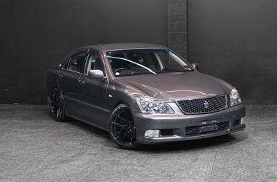 2005 Toyota Crown - Thumbnail