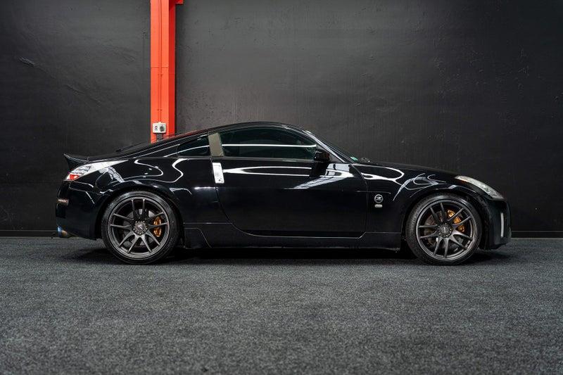 2005 Nissan Fairlady