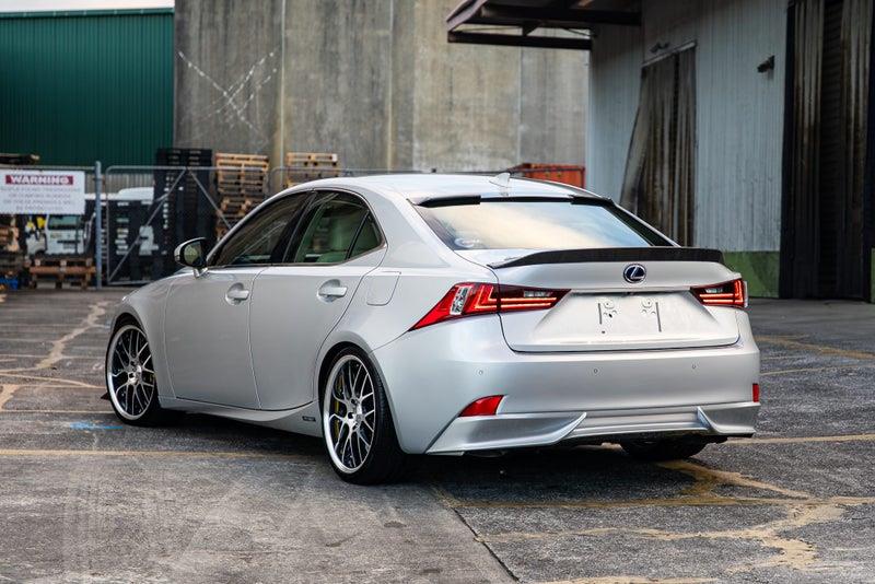2013 Lexus IS 300h
