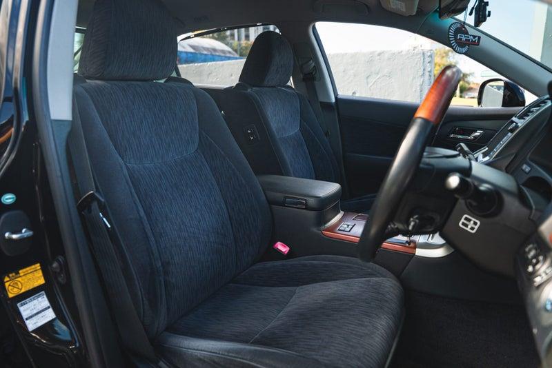 2012 Toyota Crown