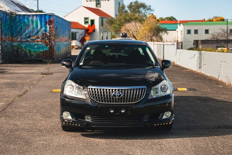 2012 Toyota Crown