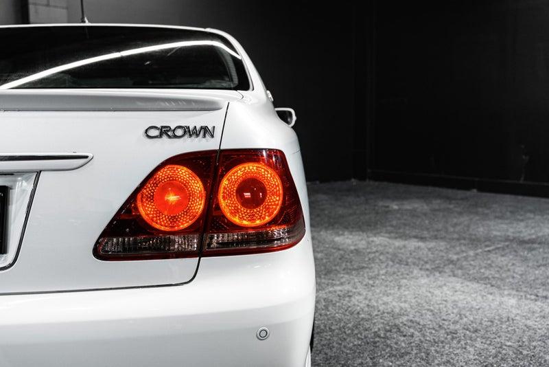 2004 Toyota Crown