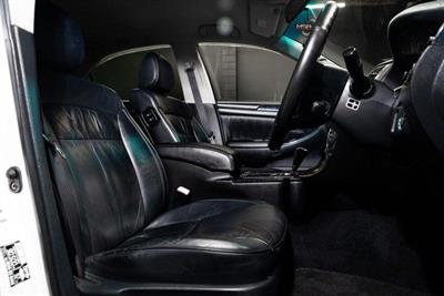 2004 Toyota Crown - Thumbnail