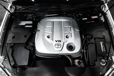 2004 Toyota Crown - Thumbnail