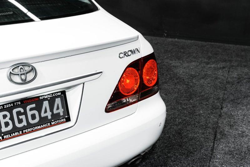2004 Toyota Crown