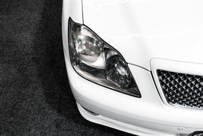 2004 Toyota Crown - Thumbnail