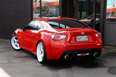 2012 Toyota 86 - Thumbnail