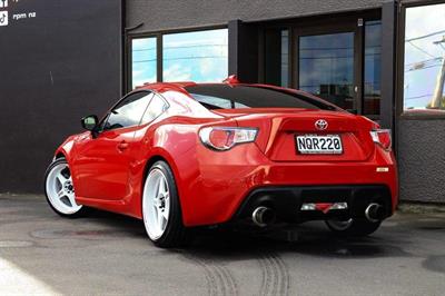 2012 Toyota 86 - Thumbnail