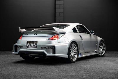 2005 Nissan Fairlady - Thumbnail