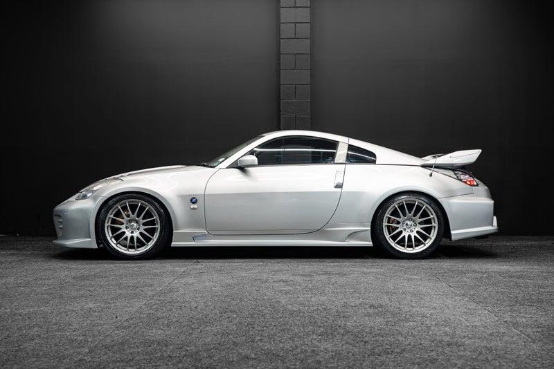 2005 Nissan Fairlady