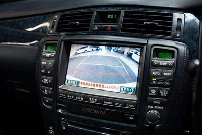 2004 Toyota Crown - Thumbnail