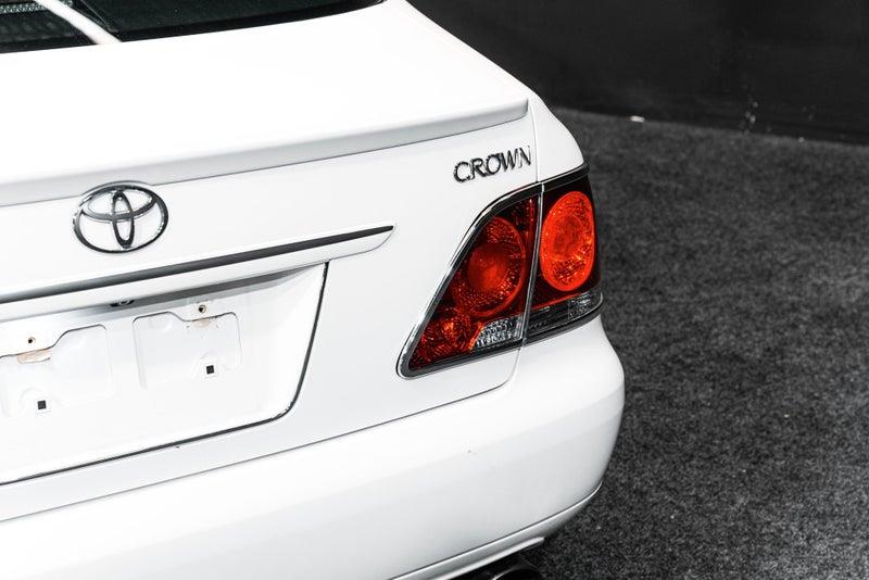 2004 Toyota Crown