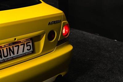 1999 Toyota Altezza - Thumbnail