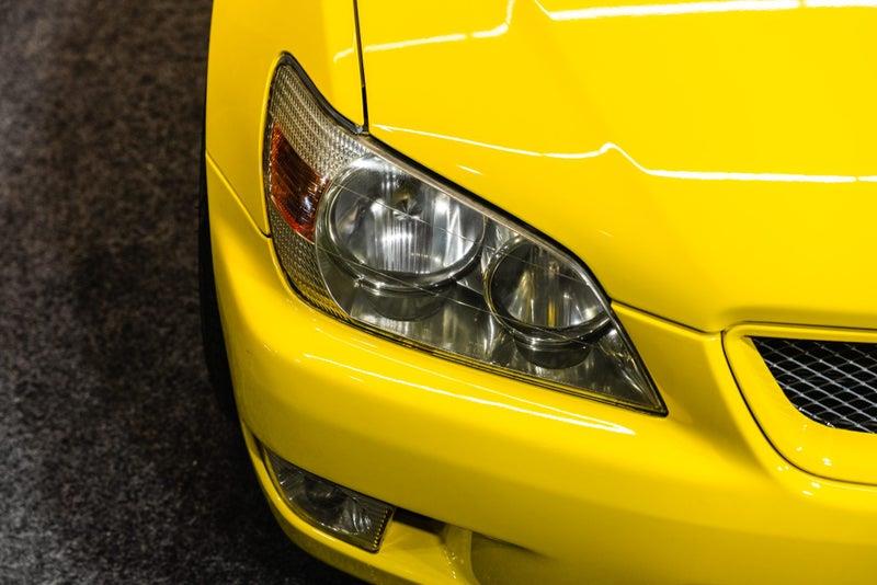 1999 Toyota Altezza