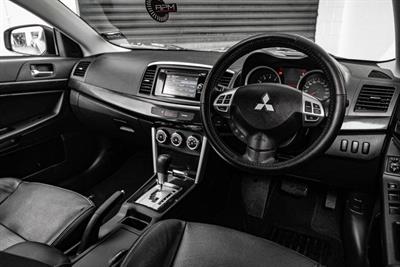 2018 Mitsubishi Lancer - Thumbnail
