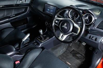2015 Mitsubishi Lancer - Thumbnail