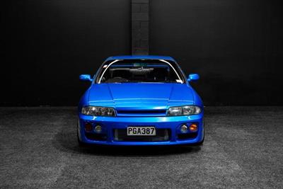 1996 Nissan Skyline - Thumbnail