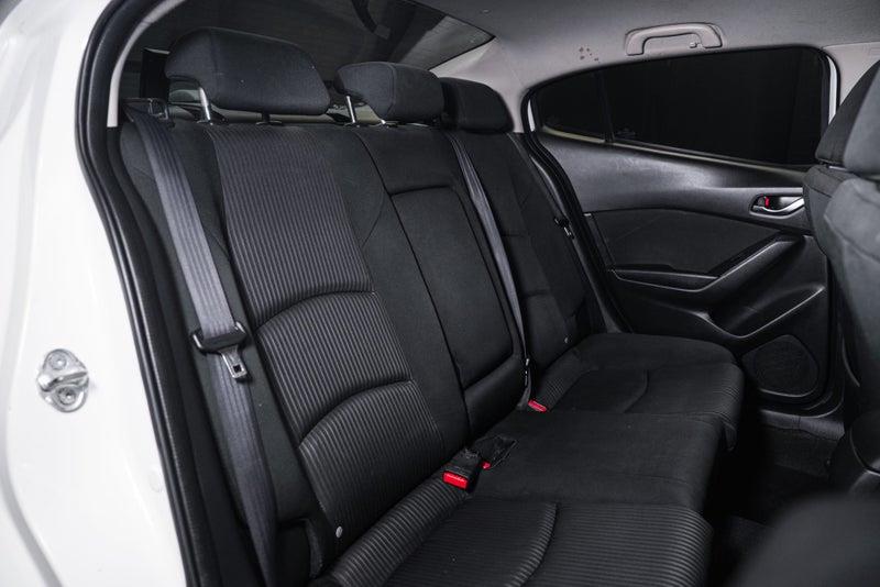 2015 Mazda Axela