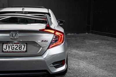 2016 Honda Civic - Thumbnail