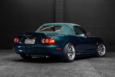 1998 Mazda Roadster - Thumbnail