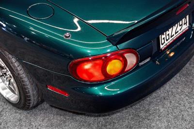 1998 Mazda Roadster - Thumbnail