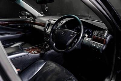 2007 Lexus LS 460 - Thumbnail