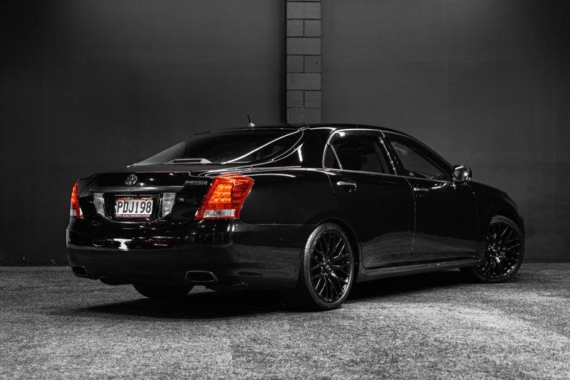 2010 Toyota Crown