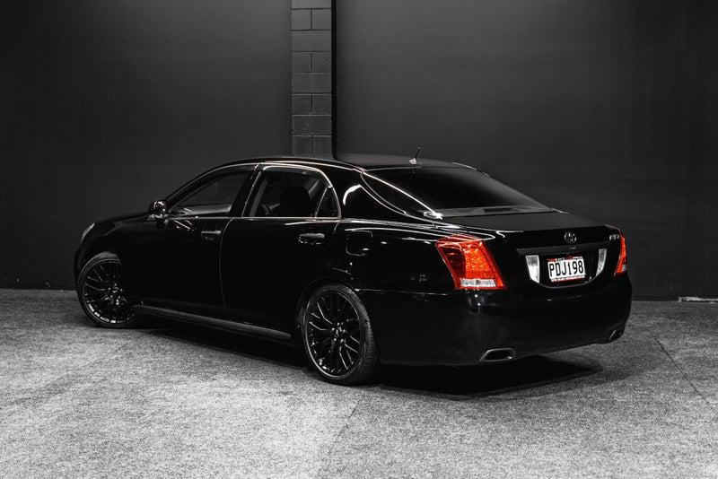 2010 Toyota Crown