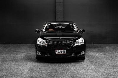 2010 Toyota Crown - Thumbnail