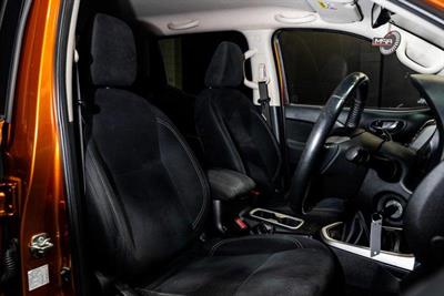 2016 Nissan Navara - Thumbnail