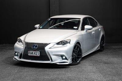 2014 Lexus IS 300h