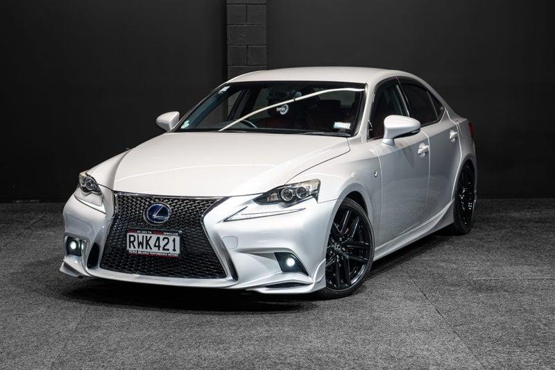 2014 Lexus IS 300h